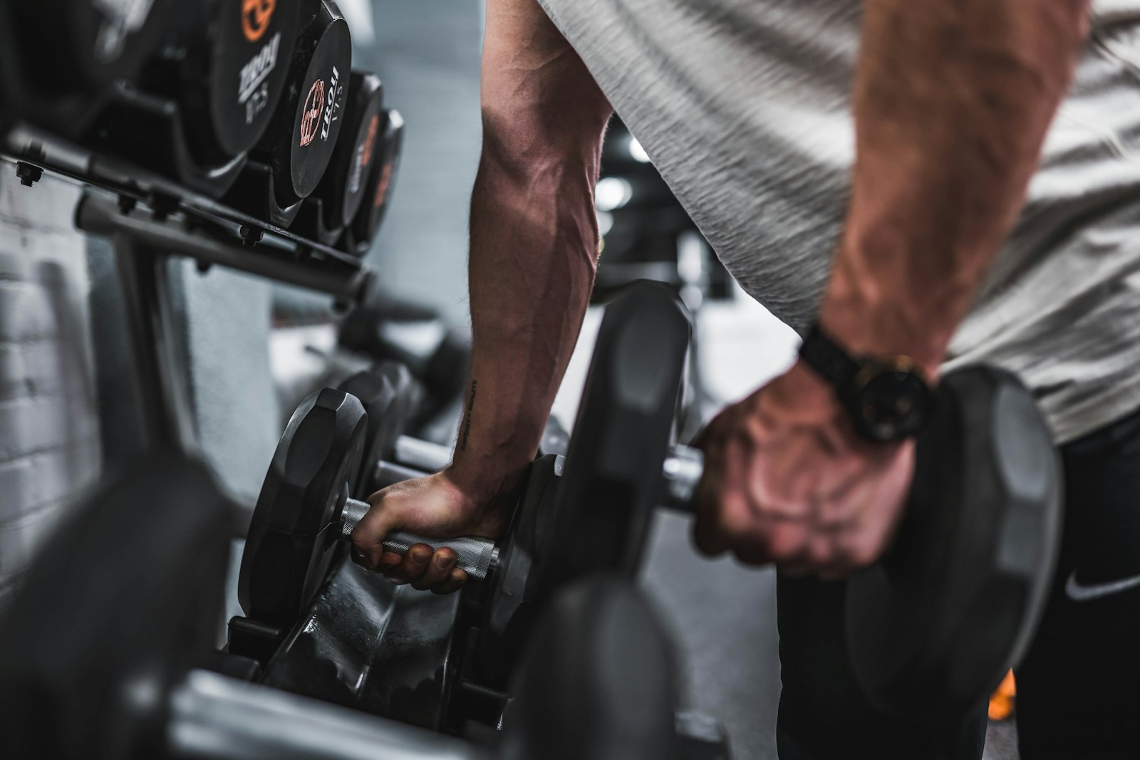 Alongamento — Força Fitness